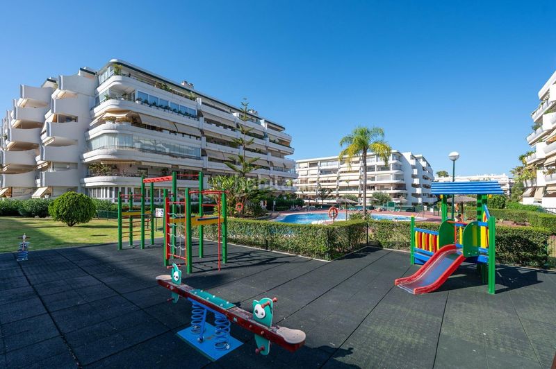 Foto fa8d3ed9-23c4-4b6a-bd25-052bb7e4a5f0. Apartament amb calefacció aparcament piscina a Guadalmina Alta Marbella
