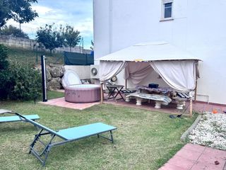 Rez-de-chaussée  Barrio san camilo. Fantástica vivienda en planta baja con 350 m2 de jardín privado