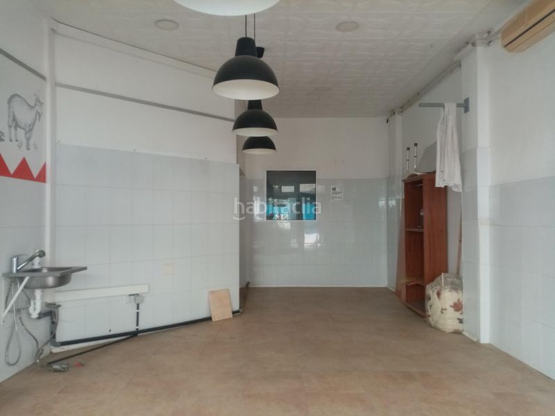 Foto 1ecf7ff2-8d61-4dbd-ae1e-4fd437ef2341. Alquiler local comercial  en el corazón a 100 m de la plaza central en Estepona