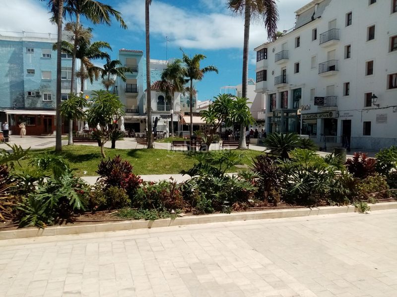 Foto 5306b078-ffda-484f-ba91-8e6e9e2709bc. Alquiler local comercial  en el corazón a 100 m de la plaza central en Estepona