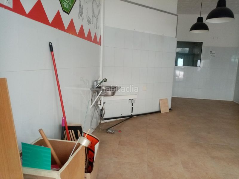 Foto 7e2338d1-d4be-4d86-8581-c4feb9e52f5b. Alquiler local comercial  en el corazón a 100 m de la plaza central en Estepona