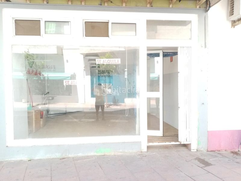 Foto 8d0e94d9-b55d-4f4f-b9c1-1ff3e11a33b2. Alquiler local comercial  en el corazón a 100 m de la plaza central en Estepona