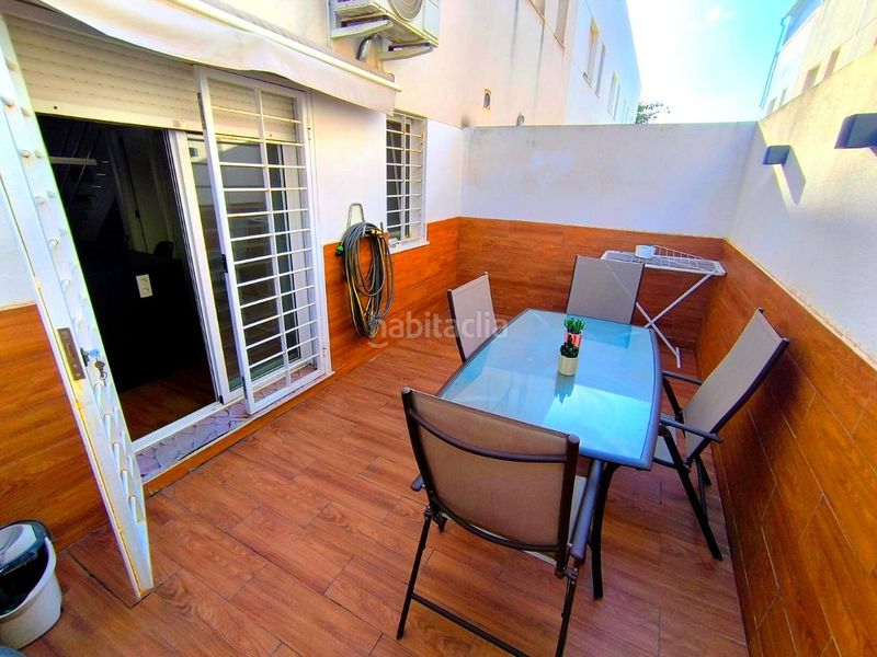 Foto 89bf270e-045f-4037-b42f-dd575235176a. Casa adosada adosado exclusivo totalmente reformado en playa de almazora en Almazora / Almassora
