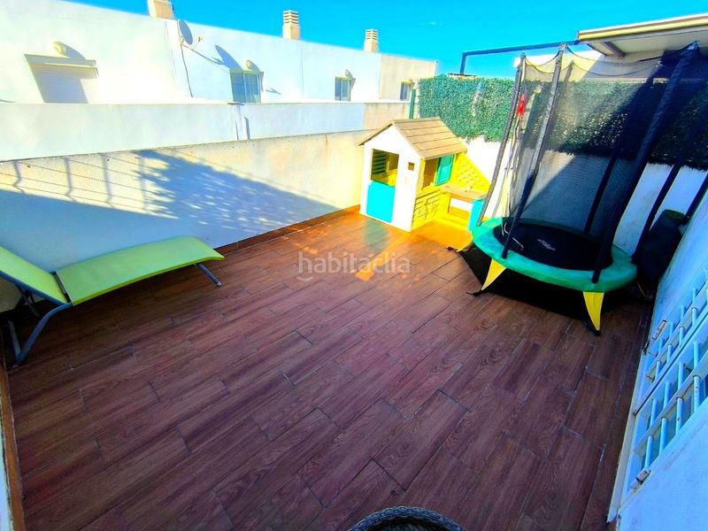 Foto 9efb7adf-961b-4c68-b332-075d352b5ba8. Casa adosada adosado exclusivo totalmente reformado en playa de almazora en Almazora / Almassora