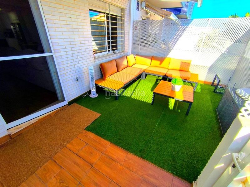 Foto b5ef83e1-4251-4892-9367-8ec437b17bf6. Casa adosada adosado exclusivo totalmente reformado en playa de almazora en Almazora / Almassora