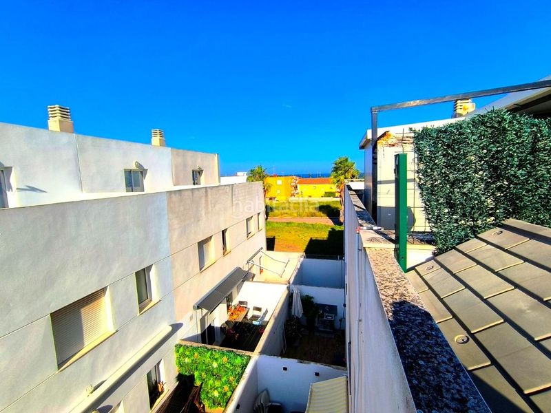 Foto c8552501-789e-4355-ae08-d6c4a1cb3223. Casa adosada adosado exclusivo totalmente reformado en playa de almazora en Almazora / Almassora