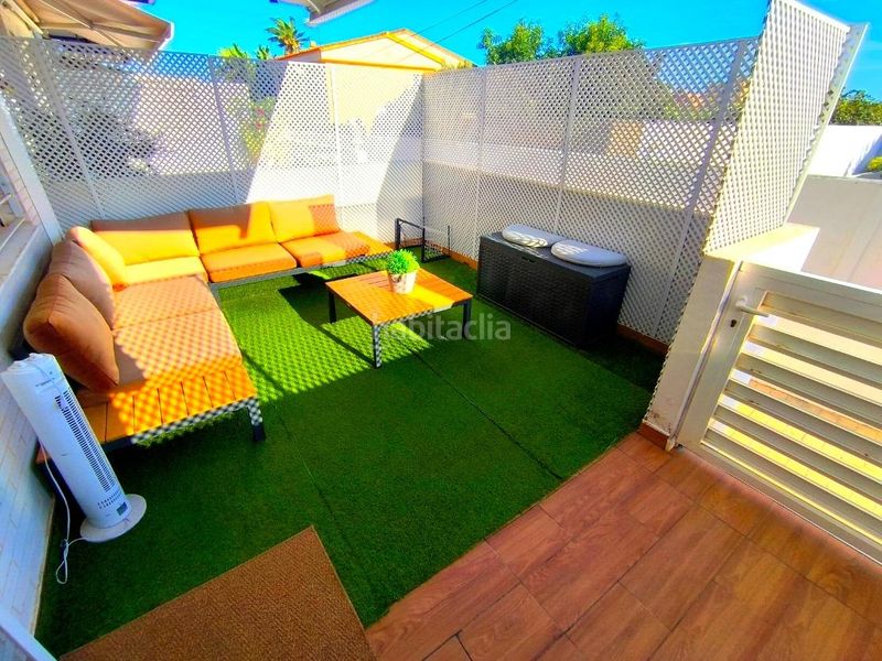 Foto f21f0d12-339b-4e6c-9c55-5215758ce327. Casa adosada adosado exclusivo totalmente reformado en playa de almazora en Almazora / Almassora