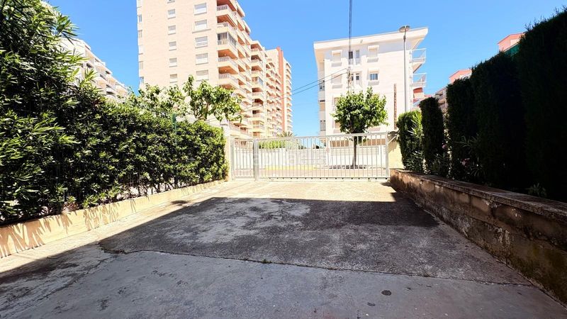 Foto f030ee7c-0ad1-4803-96ef-0429360bf787. Pis amb aparcament a Playa de Gandía Gandia