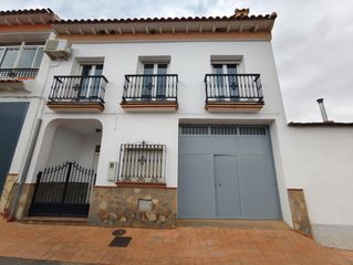 Casa  Calle barrichillo. Casa independiente en huéneja, a 30 min de sierra nevada y su es