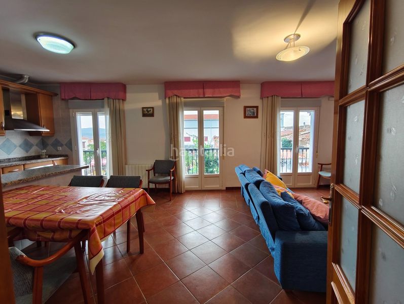 Foto 0cc8c4e6-1806-43bd-ac9e-d0e3f021b63e. Casa amb aparcament a Huéneja
