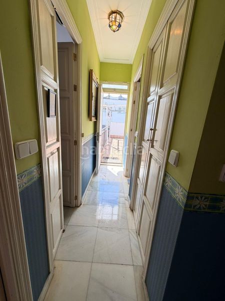 Foto e61bc030-3916-4a86-9baf-0724b54b2cac. Casa adossada amb aparcament a Ciudad Jardín Sevilla
