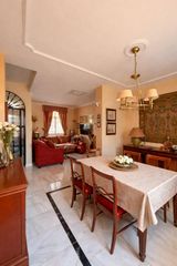 Casa adossada a Ciudad Jardín. Magnifica casa av ramón y cajal