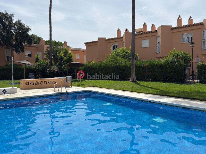 Foto 4c954089-662d-4f56-8a86-e5a884606a3e. Casa adossada amb calefacció aparcament piscina a Marbella