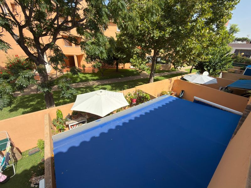 Foto 705d8a83-ae9d-44c6-b613-2c8dee793548. Casa adossada amb calefacció aparcament piscina a Marbella