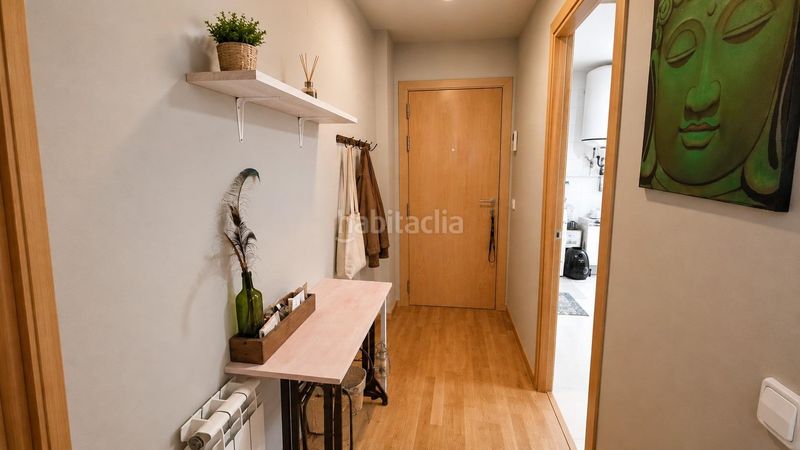 Foto d01bbbf7-2947-43f9-89fc-3e262405a11a. Planta baixa amb calefacció aparcament a Eixample Sud-Migdia Girona