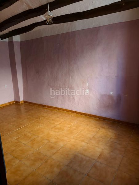 Foto ae2e7dc7-6e71-4c0f-bcf6-2a26f9aeb8cb. Casa amb aparcament a Secuita (La)