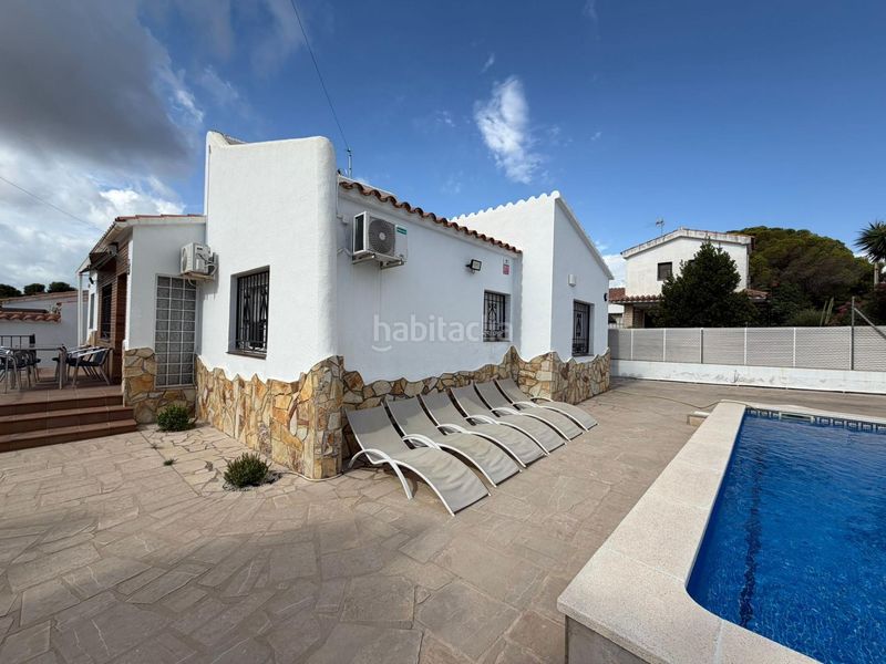 Foto d472f6a5-58a1-44f1-a74c-8cb059d0a039. Casa amb calefacció piscina a Les Tres Cales Ametlla de Mar (L´)