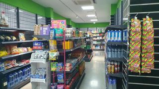 Transfer Business premise  Calle jeronimo muñoz. Traspaso espacio comercial de alimentación y delicatessen en val