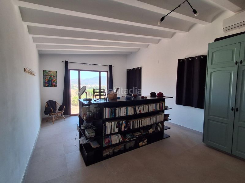 Foto 2de0d4e5-1b64-4a7f-a223-703f5d48a188. Casa amb aparcament a Xerta