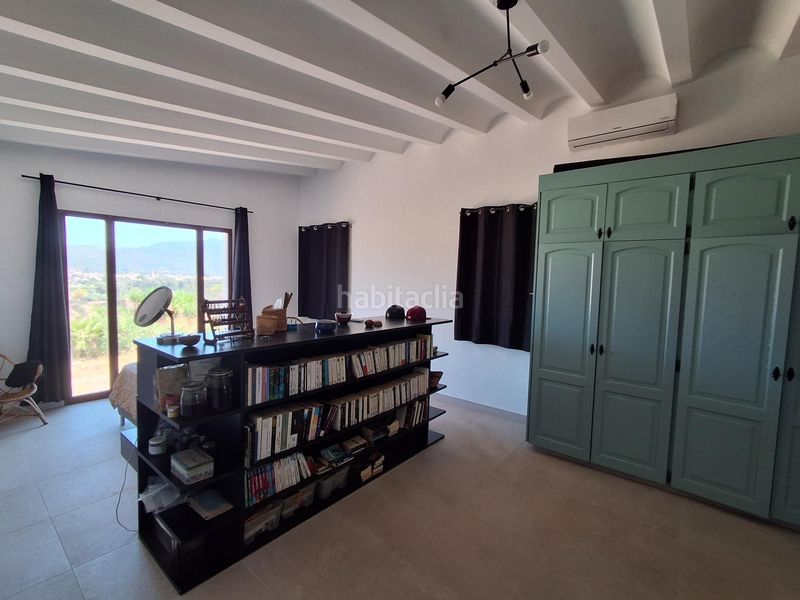 Foto ad5e46d3-a462-4adb-851b-1a977196158a. Casa amb aparcament a Xerta