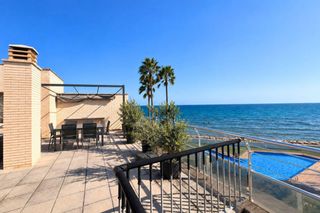 Dachwohnung  Carrer barqueres de les. Ático con magníficas vistas en primera línea de mar en montroig