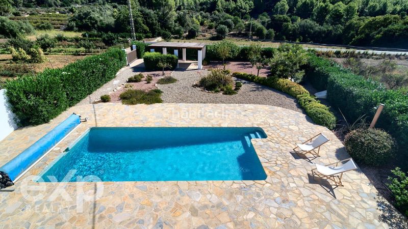 Foto 2bd93373-d35a-44d9-8125-9ef5a5af5b39. Xalet amb aparcament piscina a Parcent