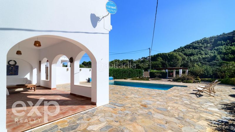 Foto 2f51b7b2-f337-4d6e-bfd0-4489d41883a9. Xalet amb aparcament piscina a Parcent