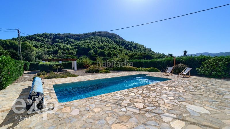 Foto 67b4ec2f-7a14-4661-a808-6b667e4e018a. Xalet amb aparcament piscina a Parcent