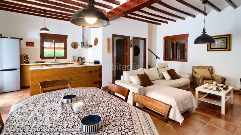 Foto b1b3d253-e2fb-448c-91d6-fb3672c49db7. Xalet amb aparcament piscina a Parcent