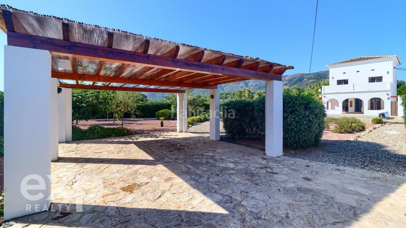 Foto dbd6f29d-12d7-4829-8cfb-a470ce97e29b. Xalet amb aparcament piscina a Parcent