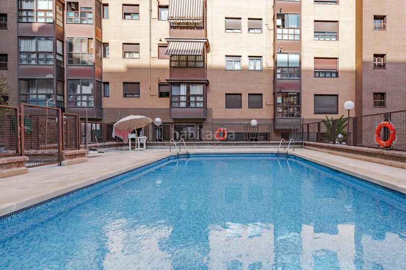 Foto 1d86947c-ffb4-4e39-95ed-37b41225bba1. Pis amb calefacció aparcament piscina a Palomeras Sureste Madrid