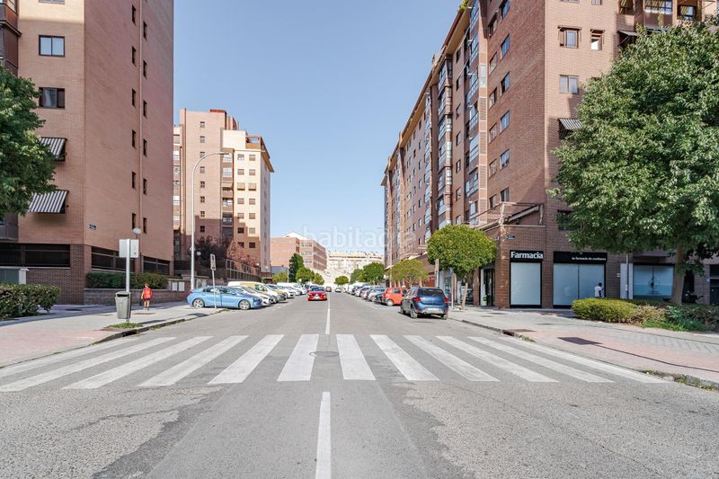 Foto af35f3a7-ecc5-4251-b4c6-7540c4b37d96. Pis amb calefacció aparcament piscina a Palomeras Sureste Madrid