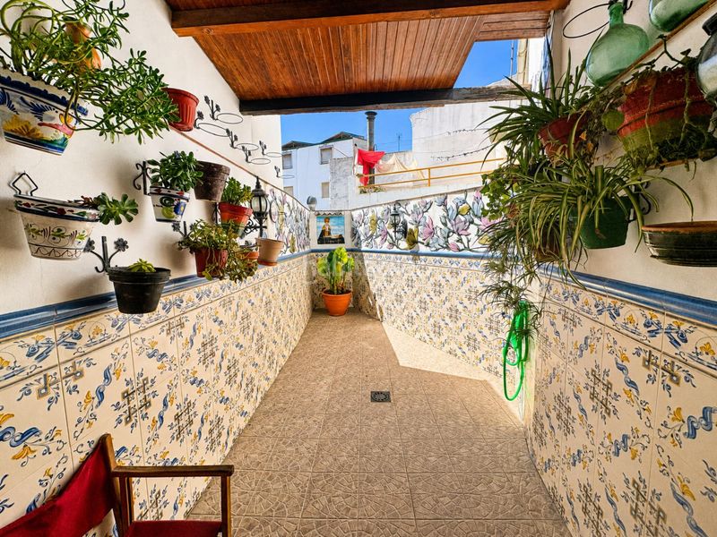 Foto be8e6599-33e5-41e3-81c7-f84da8f2a394. Casa a Torredelcampo