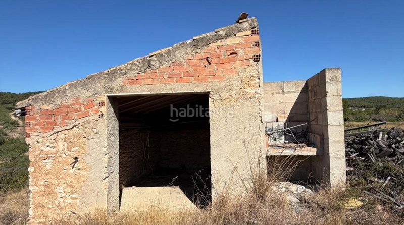 Foto be2b3d32-7712-40fe-8fb7-339c06766c5a. Masia a Perelló (El)