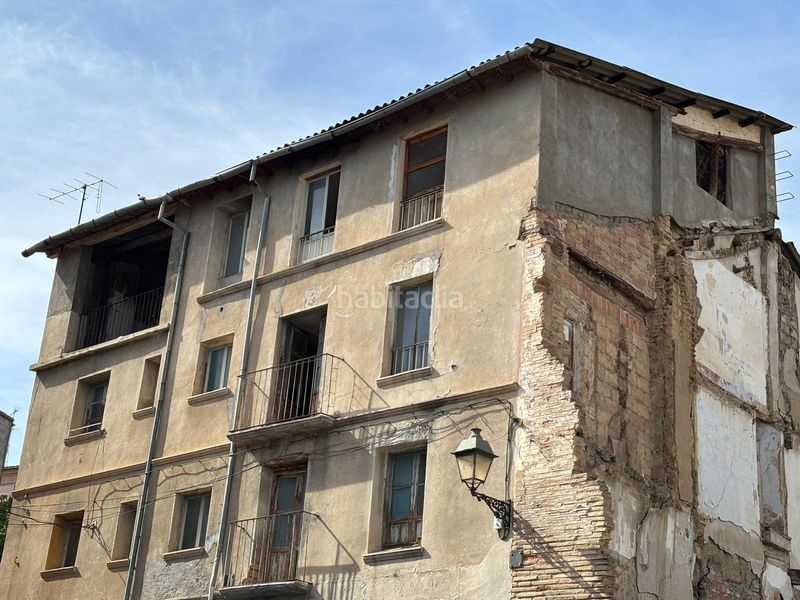 Foto 8f0a010e-c650-4f0e-bcdd-7785654403f5. Casa amb aparcament a Barbastro