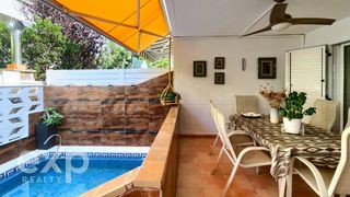 Casa adossada  Genoves. Chalet adosado a 200 metros de la playa de almardà  entrar, inst