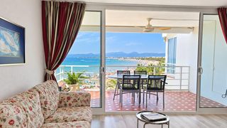 Duplex  Brussel·les. Exclusivo dúplex en primera línea de playa con dos terrazas y vi