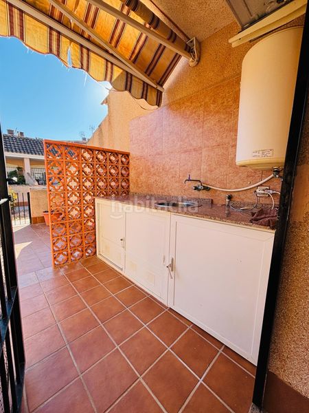 Foto f2b797d6-4ce9-430d-bc18-3f8b3d637521. Casa pareada en ramos carratala-urrtias 97 chalet cerca del mar menor Los Urrutias en Cartagena