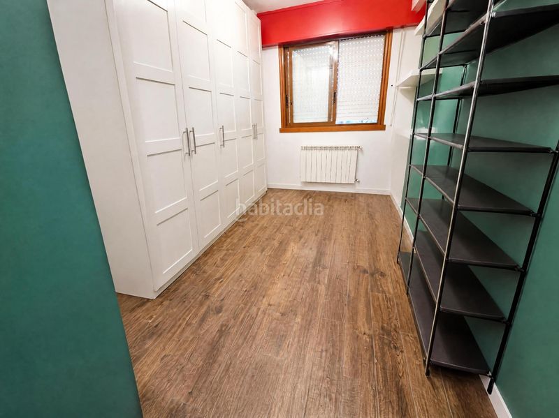 Foto 17ca7cfd-70ea-4d42-b71b-7567a2520b79. Planta baja bajos en venta en Castellarnau en Castellarnau Sabadell