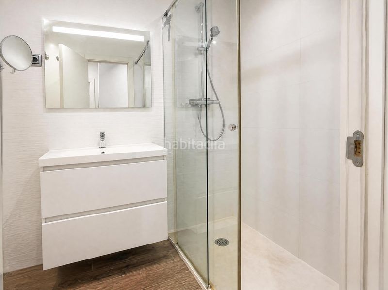 Foto 2c4b49ae-2141-460c-9213-67f0216f6c12. Planta baja bajos en venta en Castellarnau en Castellarnau Sabadell