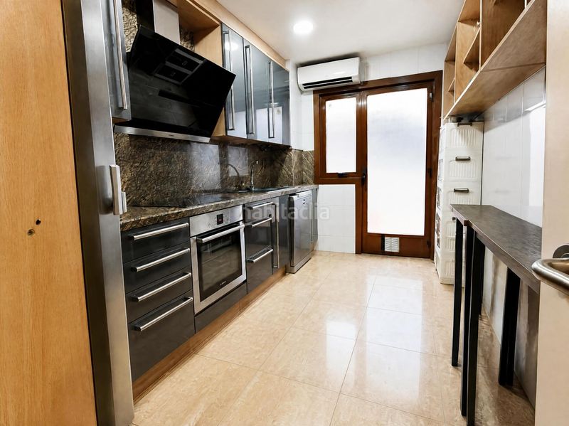 Foto 6f9587e6-193d-4843-80d5-7900963df8be. Planta baja bajos en venta en Castellarnau en Castellarnau Sabadell