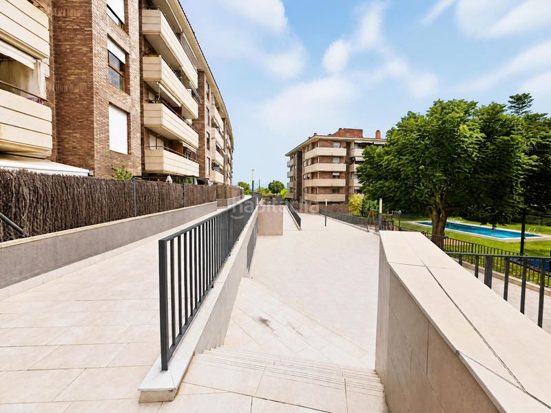 Foto c55b7bf3-3a16-4234-bd2f-9c8d7f626940. Planta baja bajos en venta en Castellarnau en Castellarnau Sabadell
