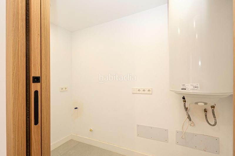 Foto 058996b1-8a71-47c2-8981-cf41fe3eaf1b. Àtic amb calefacció aparcament a Pere Garau Palma de Mallorca