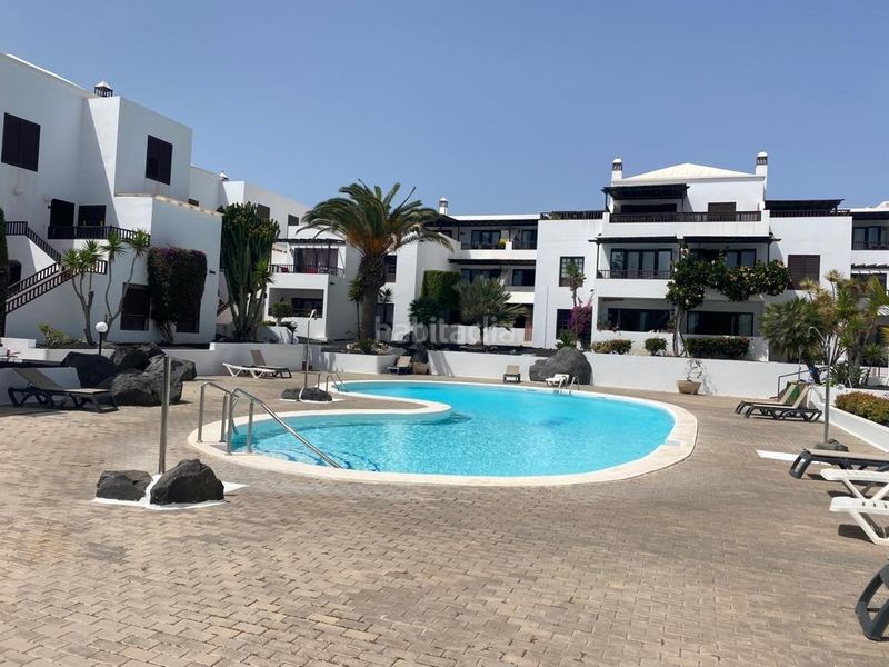 Foto 0934c705-8843-43c3-a8e8-e8243db8ea48. Apartament amb piscina a costa Teguise Teguise