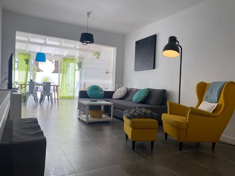 Foto 8cbdcd8c-367a-467b-a002-b1e814ac30b0. Apartament amb piscina a costa Teguise Teguise