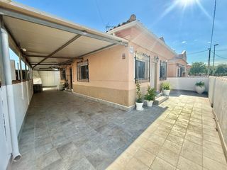 Casa aparellada a Los Urrutias