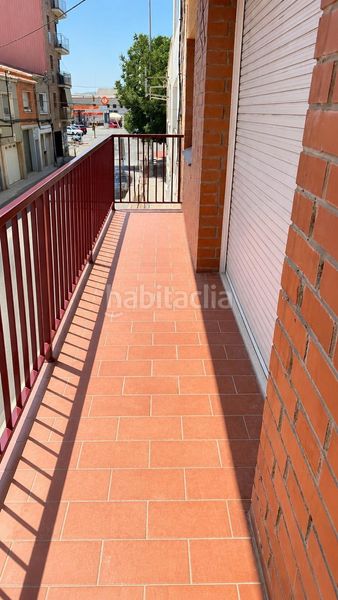 Foto b6bac20e-2f98-40aa-a8ea-d87724acdd78. Pis amb calefacció a Gràcia Sabadell