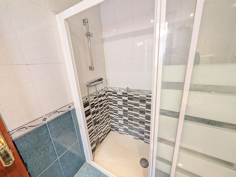 Foto f221a1e6-e47e-4ed6-837b-9b6b2eeae36d. Etagenwohnung in calle ignacio herrero garralda 13 in Oviedo