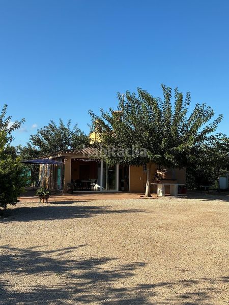 Foto 31b6b79d-e79f-4b79-b318-f035f3ffde1b. Masia amb aparcament piscina a Sueca Sueca