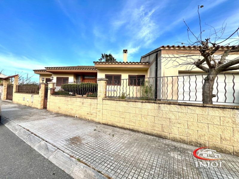 Foto 31bd0f21-219a-45e8-b9a5-987d43521384. Casa en pintor sorolla 13 gran casa en el corazon del delta de lebre en Deltebre